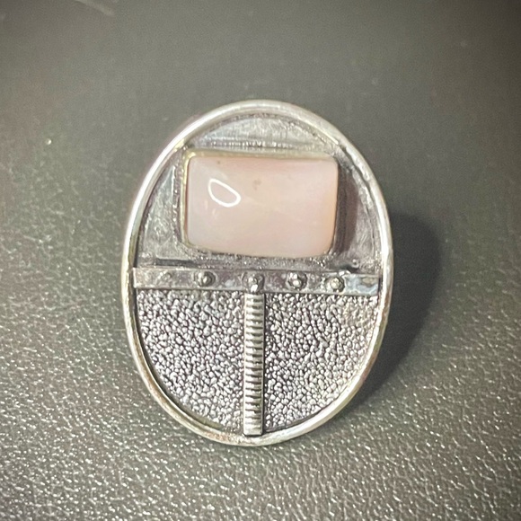 New Artisan Pink Opal Gemstone 925 Sterling Silver Tribal Shield Ring Size: 7.25 - Picture 13 of 17